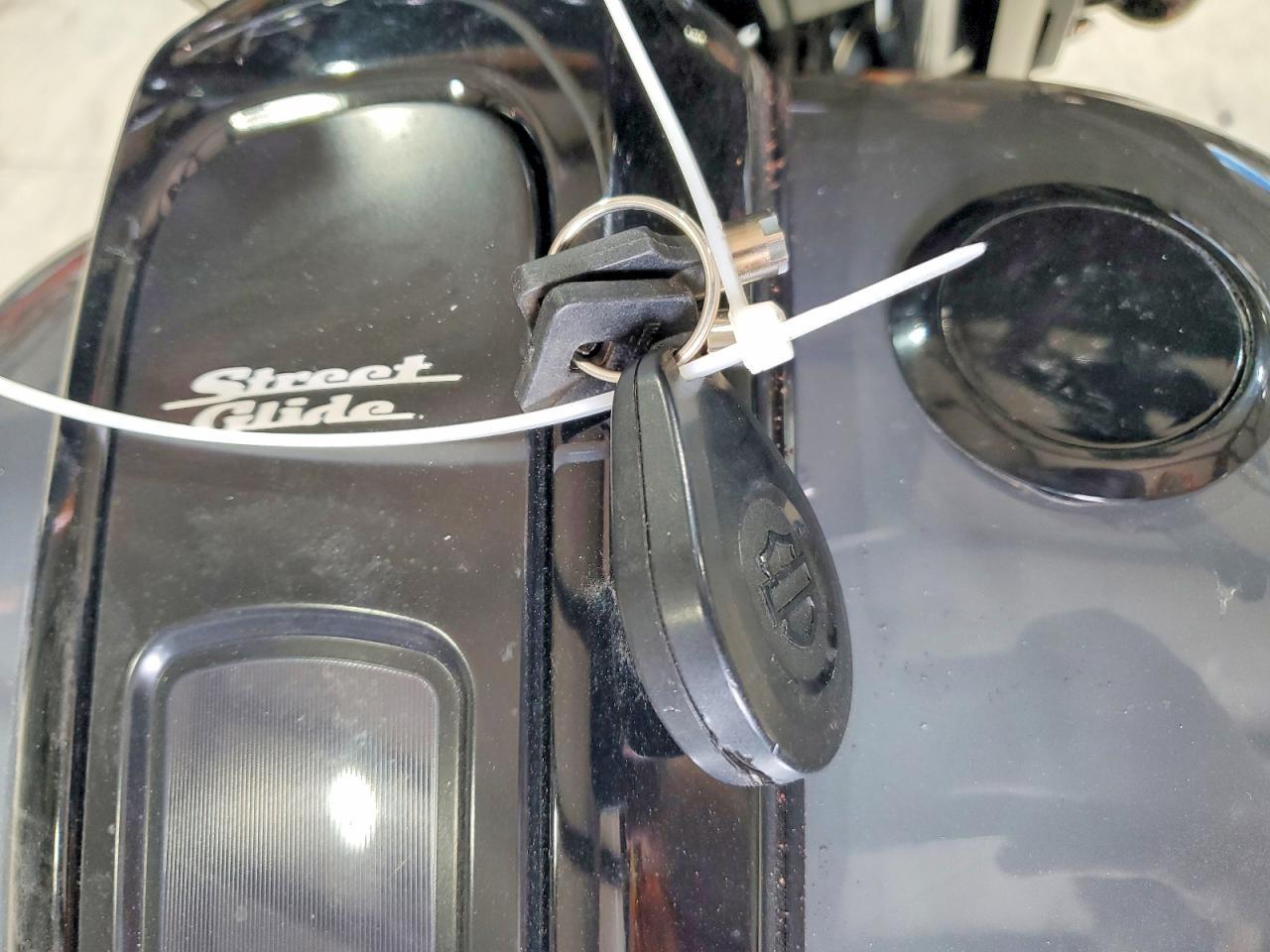 2022 Harley-Davidson Flhxst