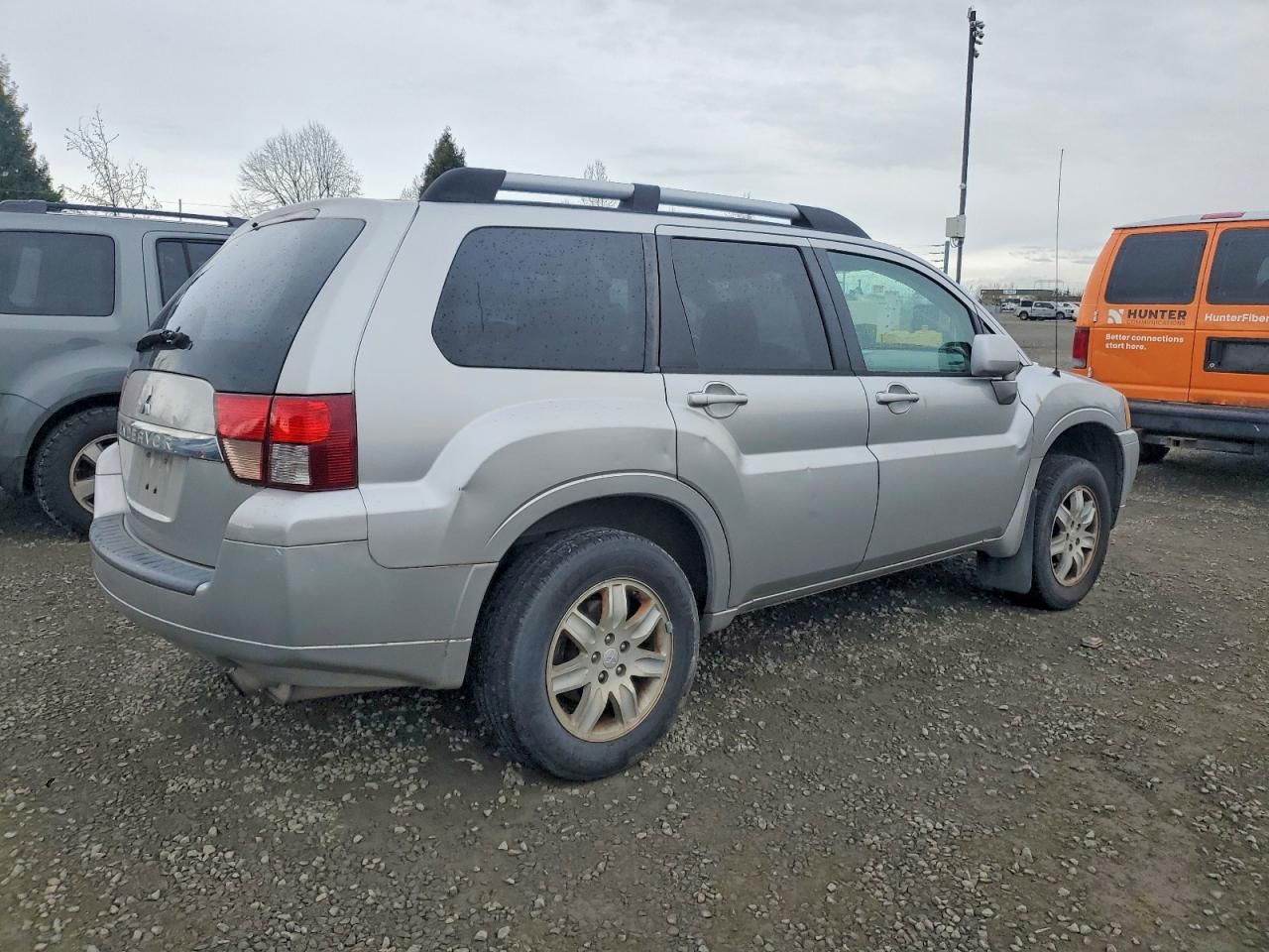 2011 Mitsubishi Endeavor ls
