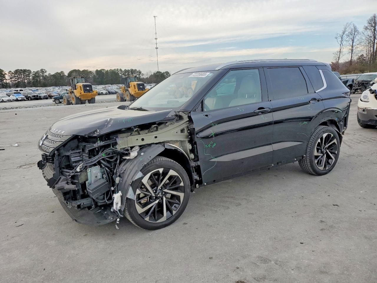 2023 Mitsubishi Outlander sel