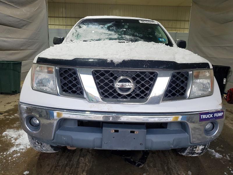 2005 Nissan Frontier King cab le
