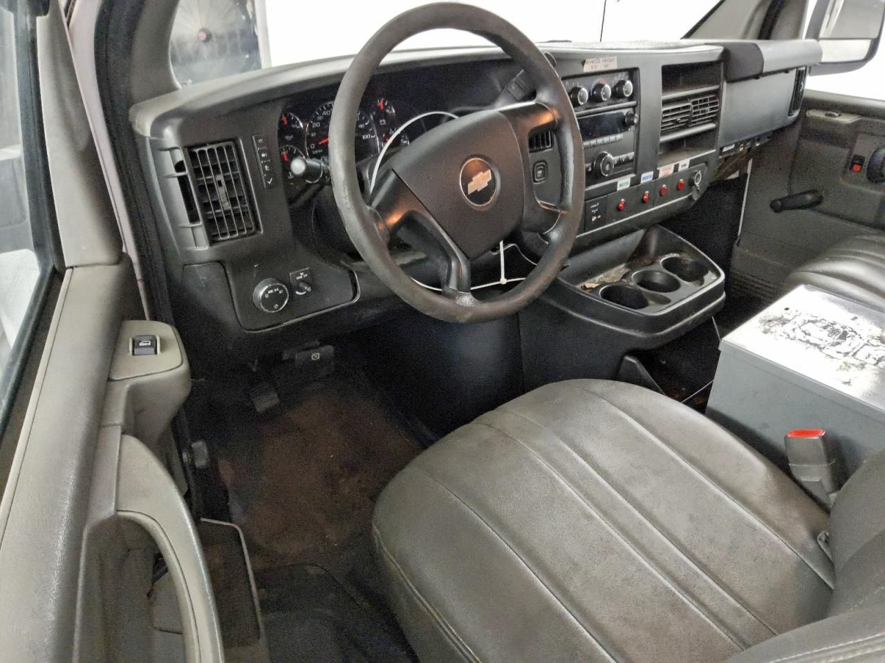 2013 Chevrolet Express G2500
