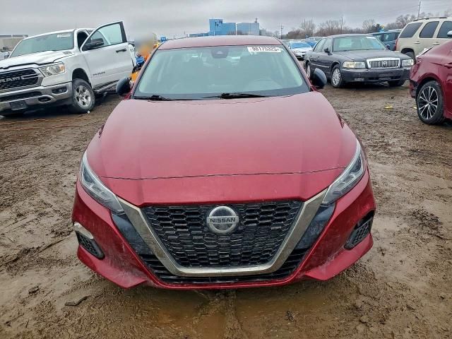 2021 Nissan Altima sr