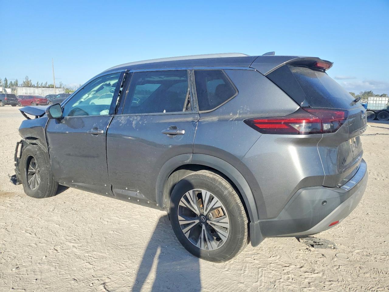 2021 Nissan Rogue sv