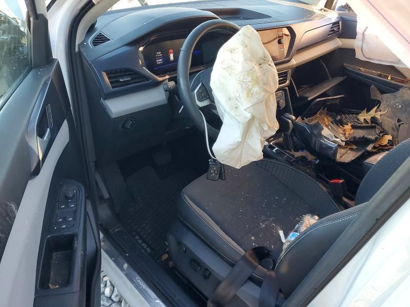 2023 Volkswagen Taos se