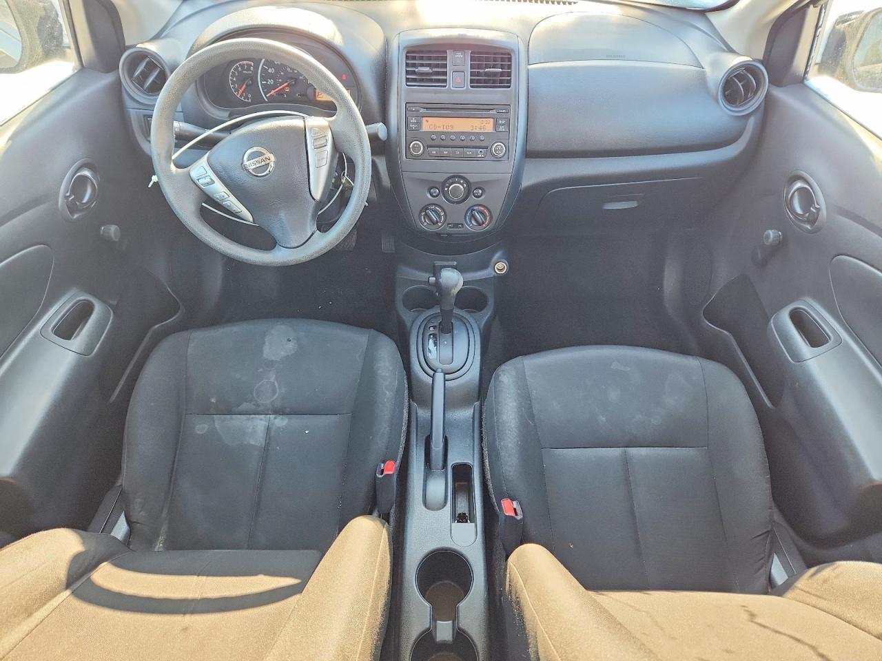 2017 Nissan Versa 1.6 s Plus