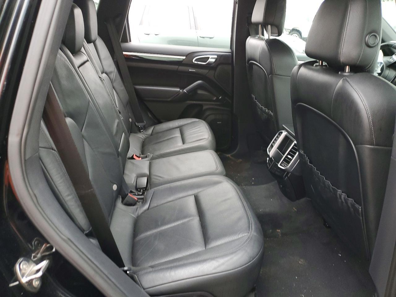 2012 Porsche Cayenne