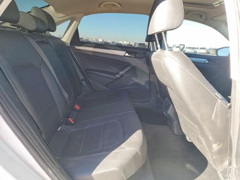 2021 Volkswagen Passat se