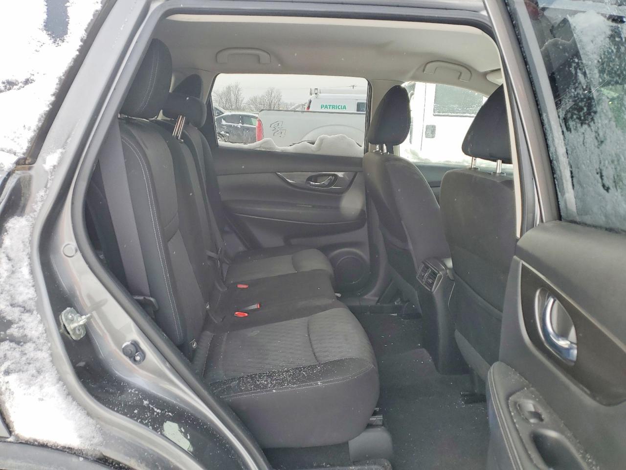 2020 Nissan Rogue s