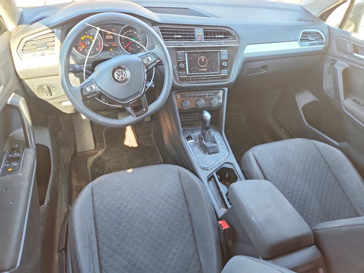 2019 Volkswagen Tiguan s