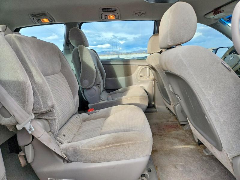 2008 Toyota Sienna ce