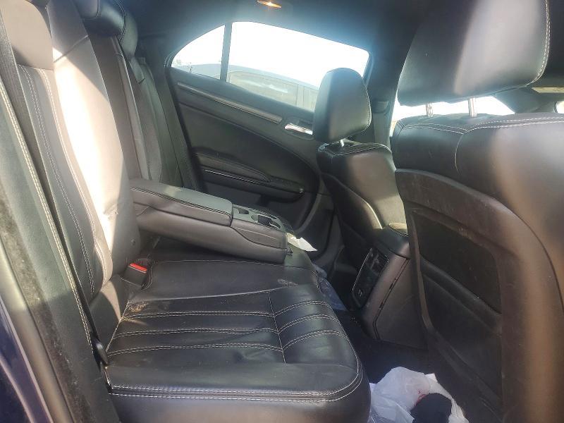 2015 Chrysler 300 s