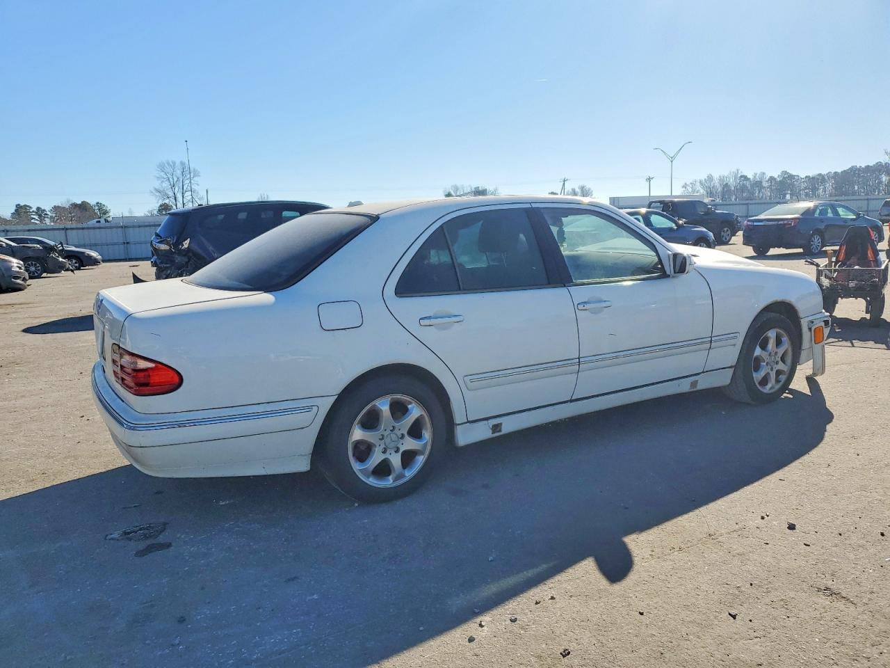 2002 Mercedes-Benz E 320