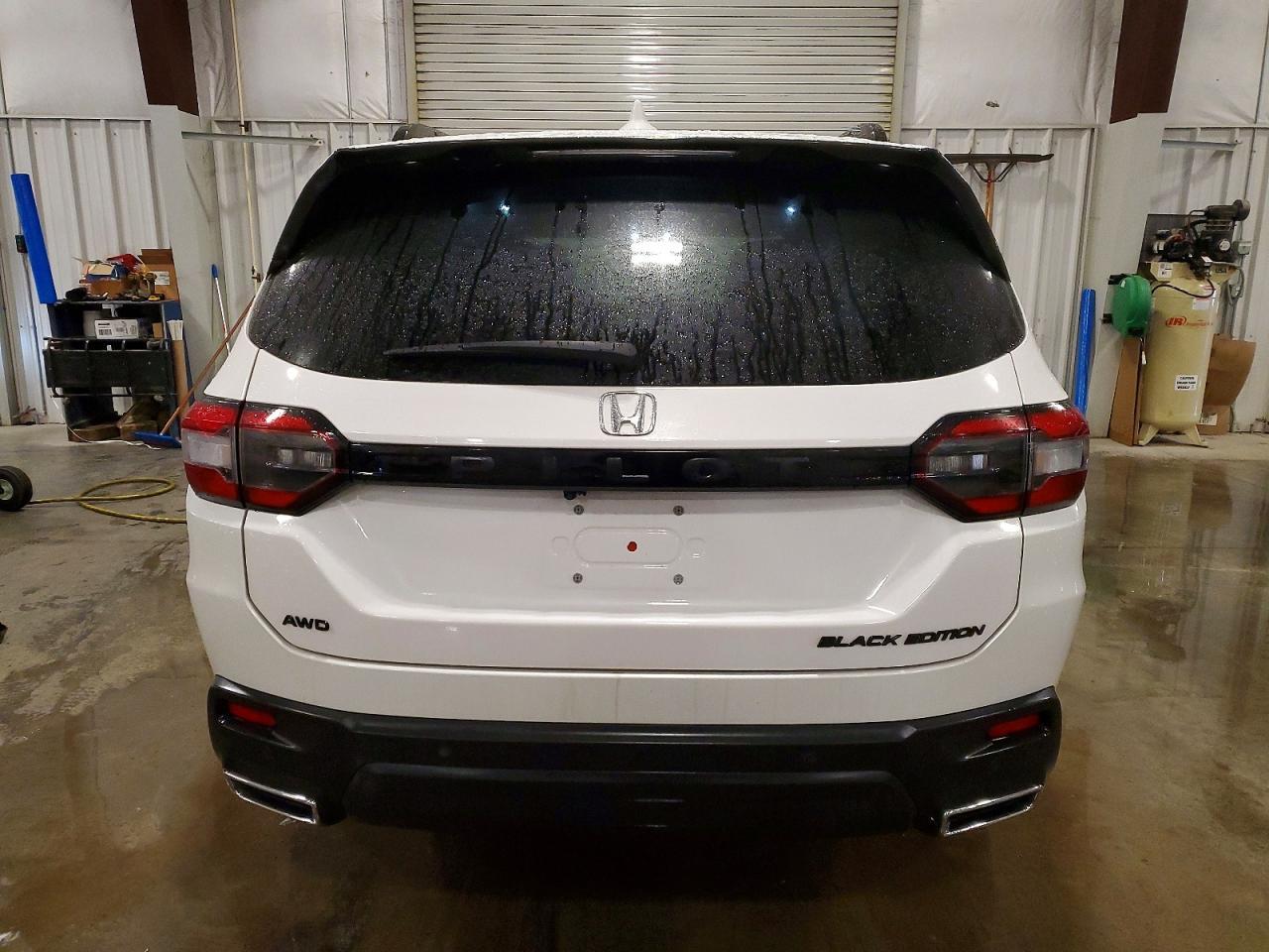 2025 Honda Pilot Black