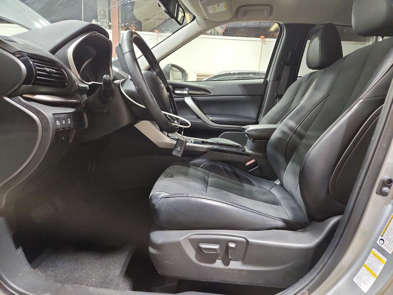 2024 Mitsubishi Eclipse Cross se