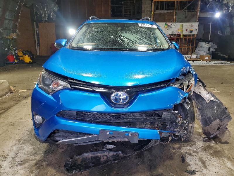 2017 Toyota Rav4 hv le