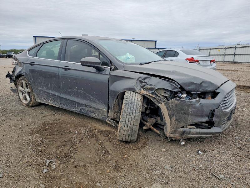 2016 Ford Fusion s