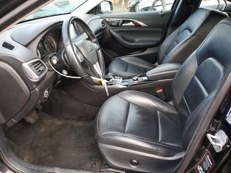 2018 Infinity Qx30 Base