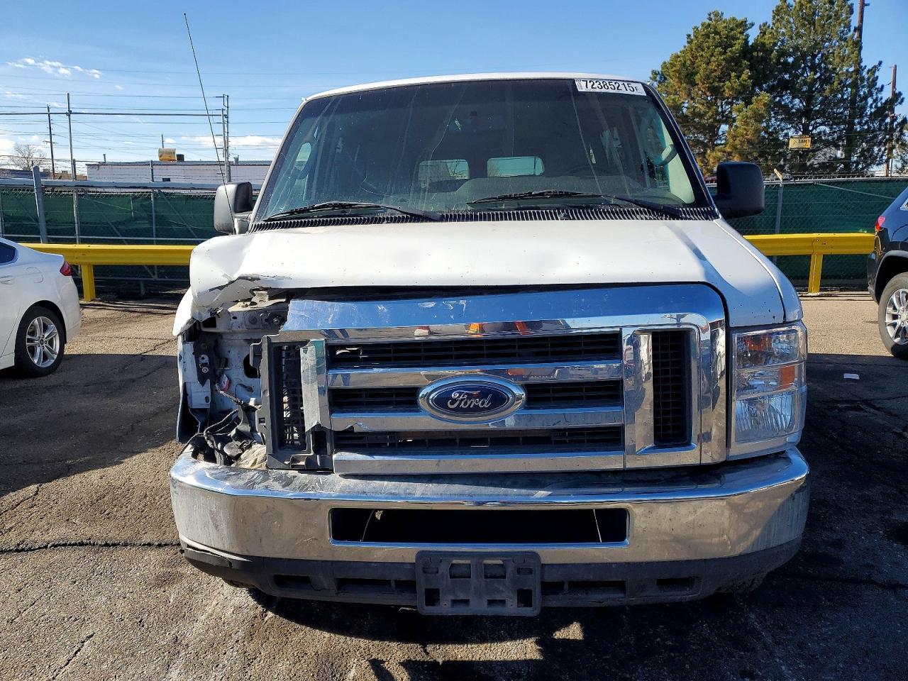 2014 Ford Econoline E350 Super Duty Wagon