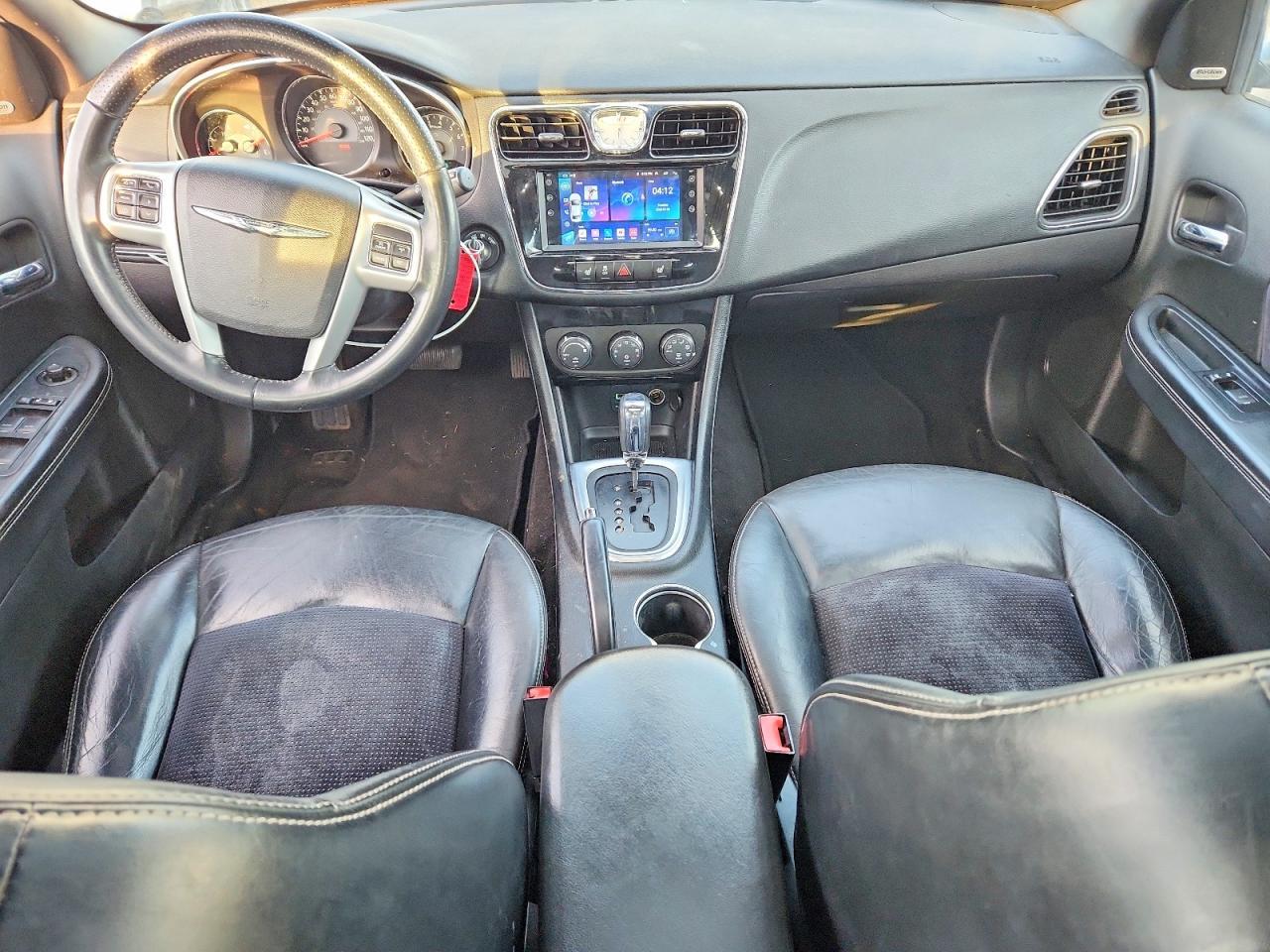 2014 Chrysler 200 Limited