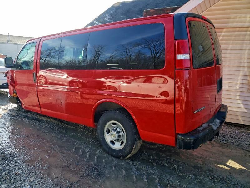 2023 Chevrolet Express G2500 LS