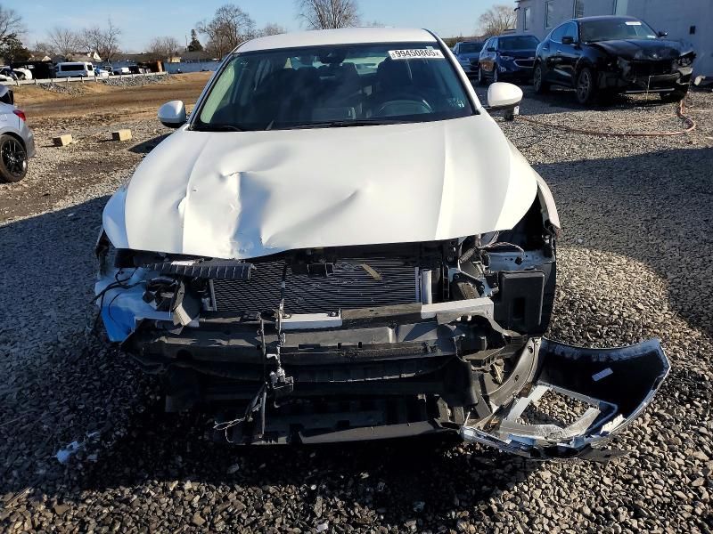 2023 Nissan Altima sv