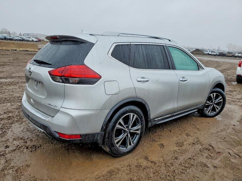2017 Nissan Rogue sv