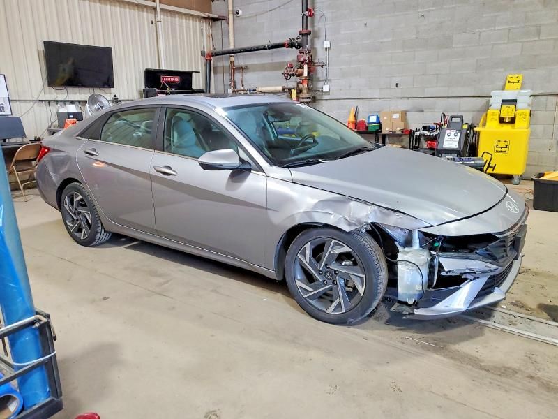 2025 Hyundai Elantra Limited