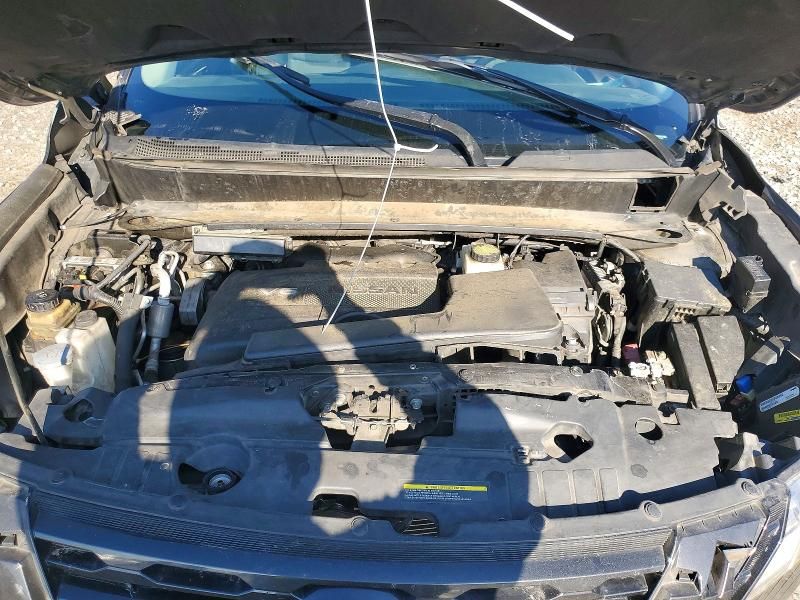 2017 Nissan Pathfinder s