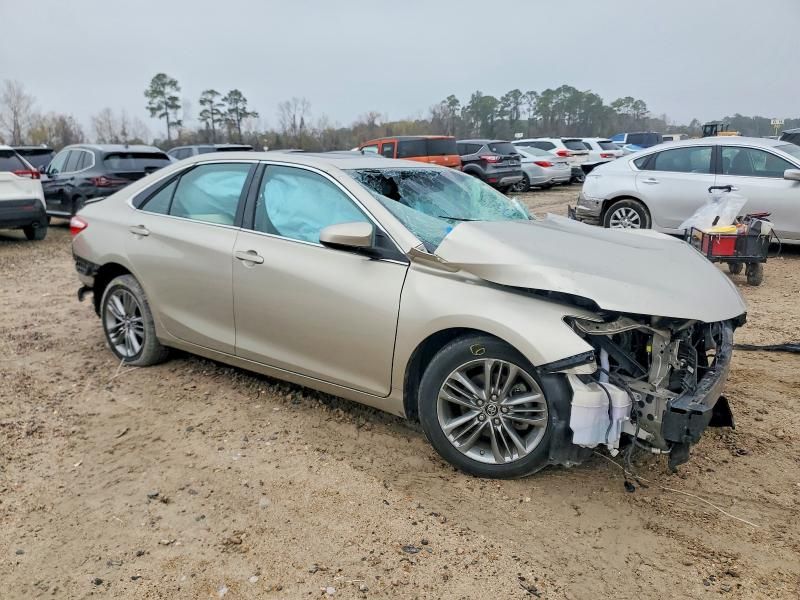 2016 Toyota Camry le
