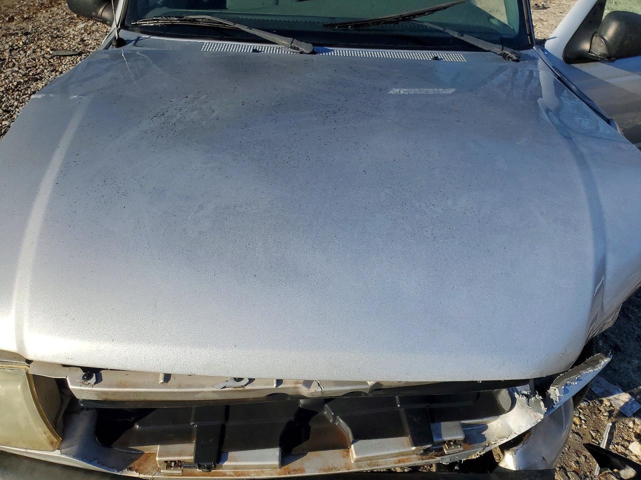 2004 Mazda B3000