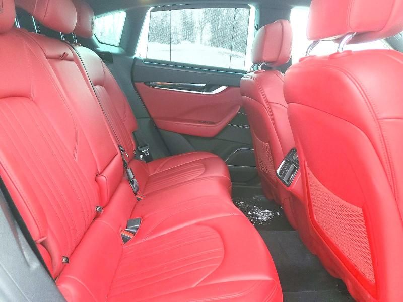 2018 Maserati Levante s Luxury