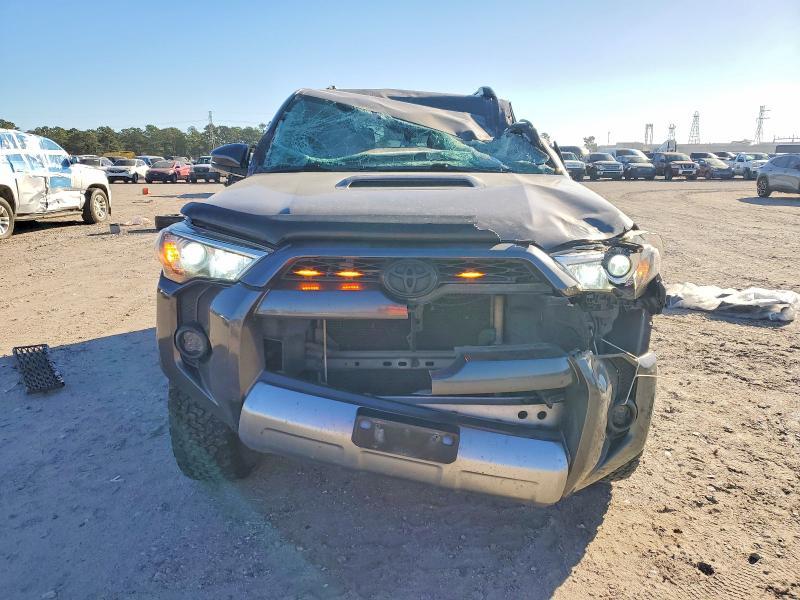 2018 Toyota 4runner Sr5/sr5 Premium
