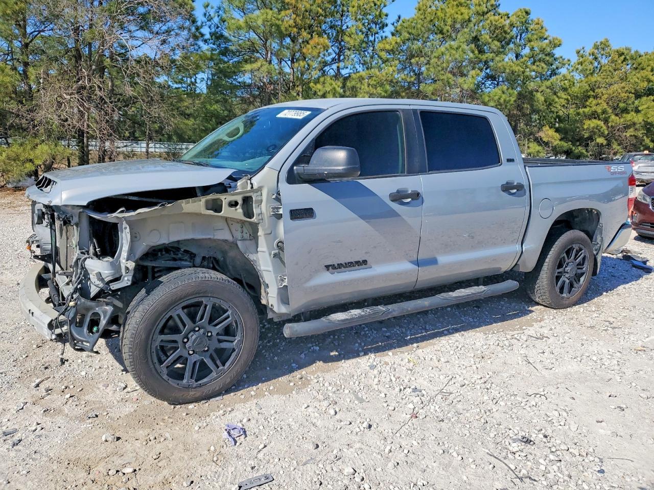 2020 Toyota Tundra Crewmax SR5