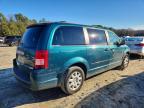 2009 Chrysler Town & Country lx