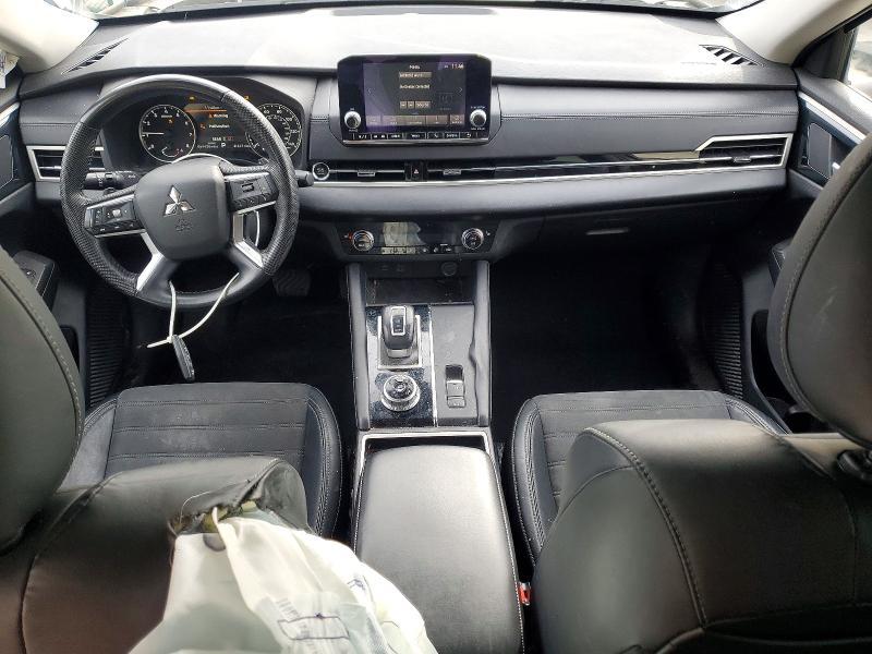 2023 Mitsubishi Outlander se