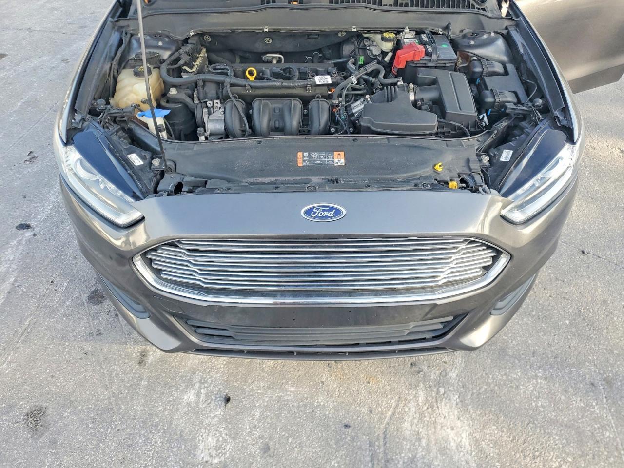 2016 Ford Fusion se