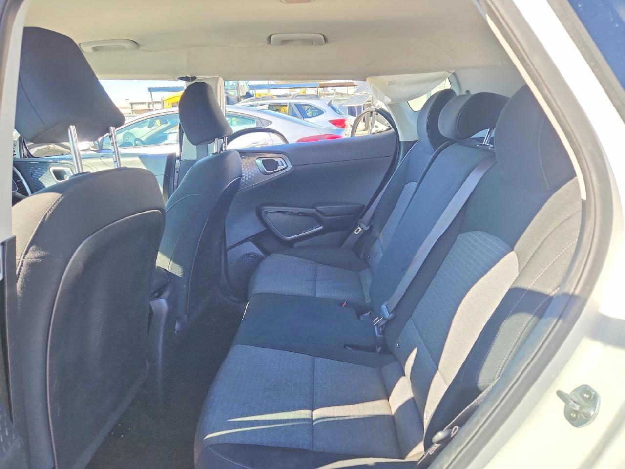 2021 KIA Soul lx
