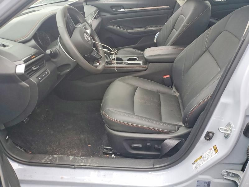 2024 Nissan Altima sr