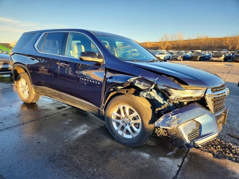 2023 Chevrolet Traverse ls
