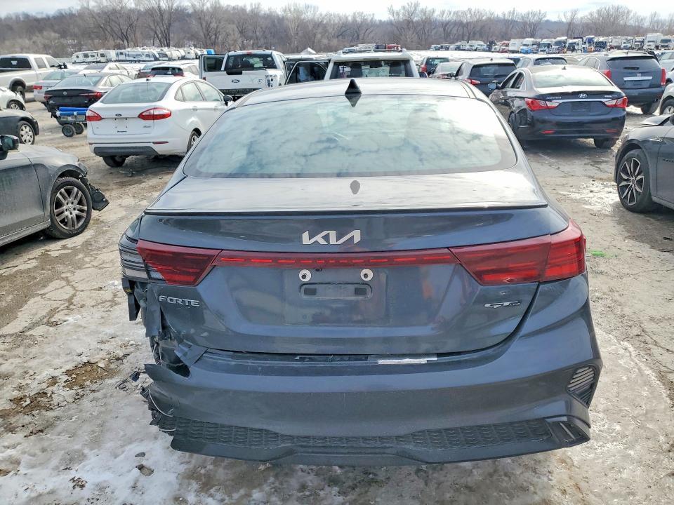 2024 KIA Forte gt Line