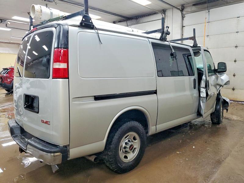 2018 GMC Savana G2500 Utility / Service van