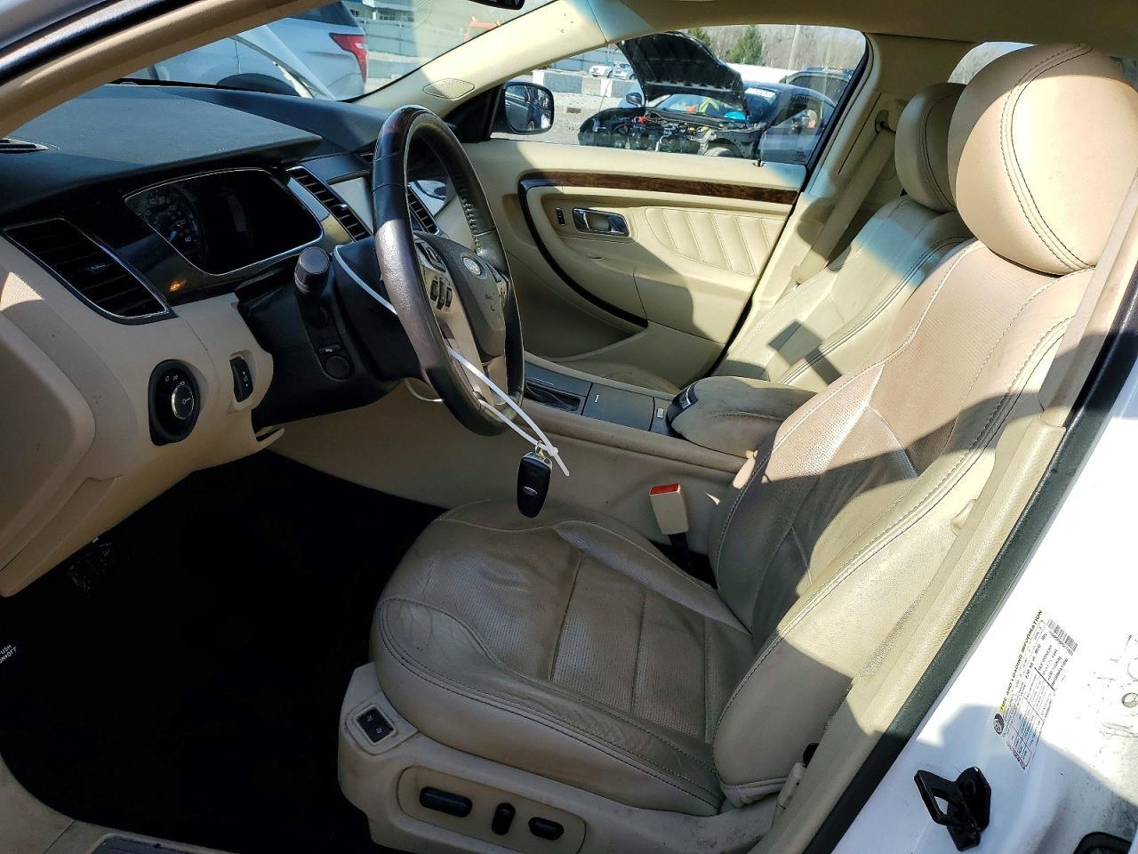 2015 Ford Taurus Limited