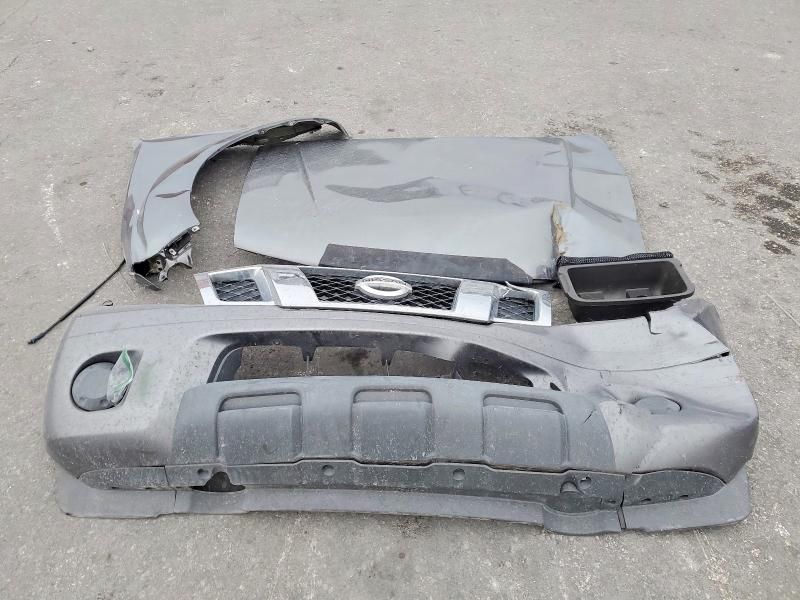 2016 Nissan Frontier s