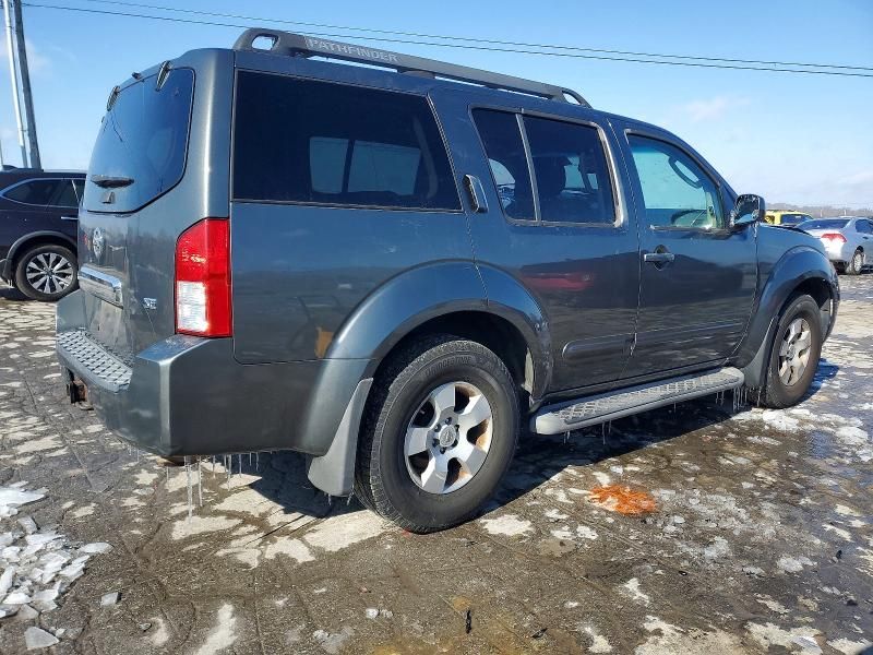 2005 Nissan Pathfinder le