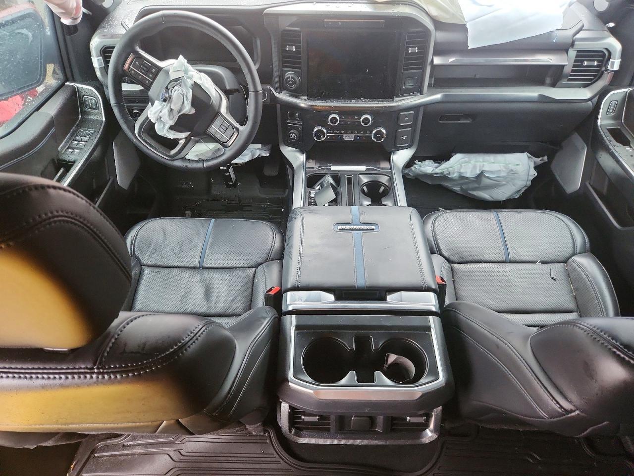 2025 Ford F150 Platinum
