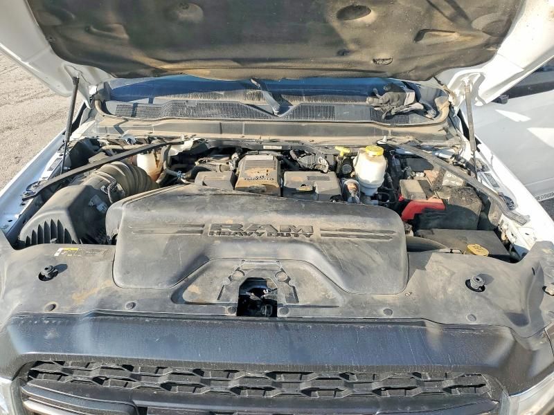 2022 Dodge Ram 5500 Flatbed Truck