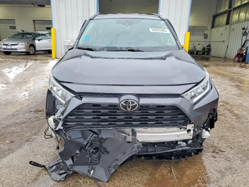 2020 Toyota Rav4 xle