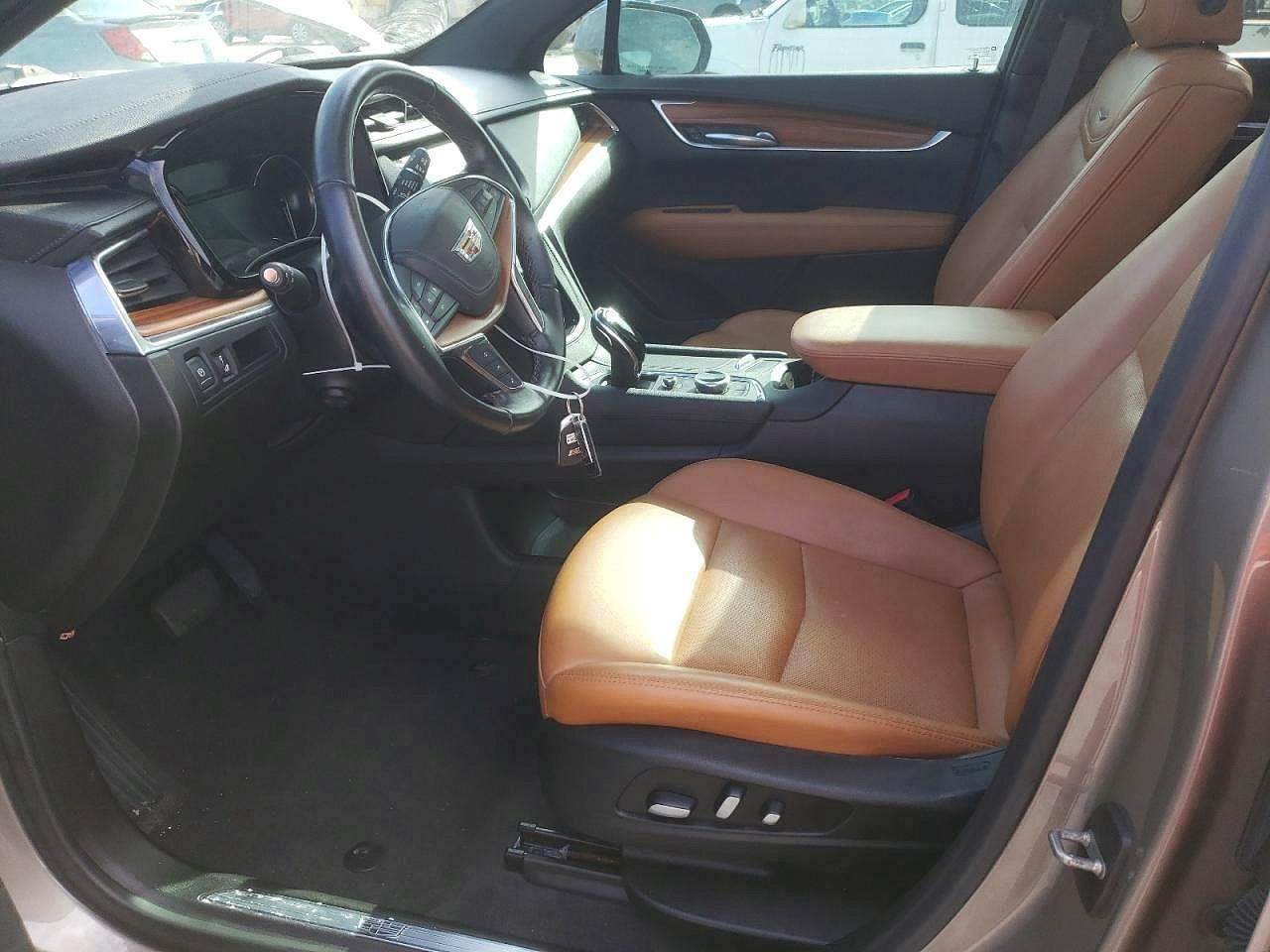 2022 Cadillac XT5 Premium Luxury