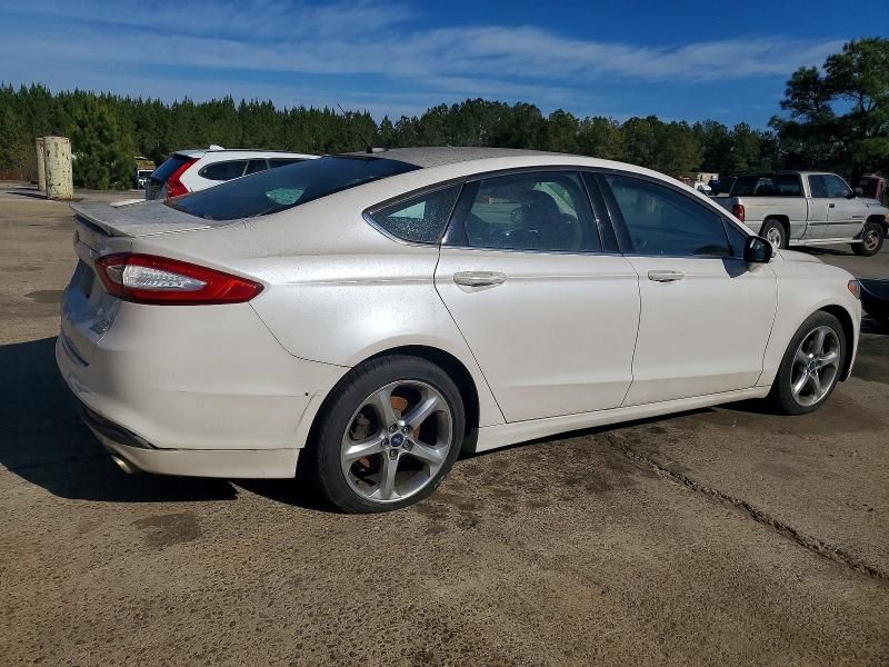 2015 Ford Fusion se