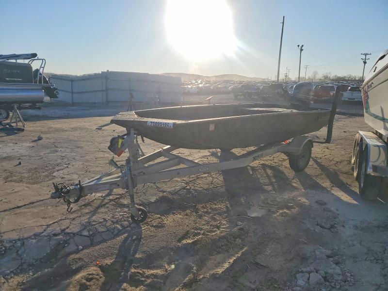 2020 X-Press Boat-boat